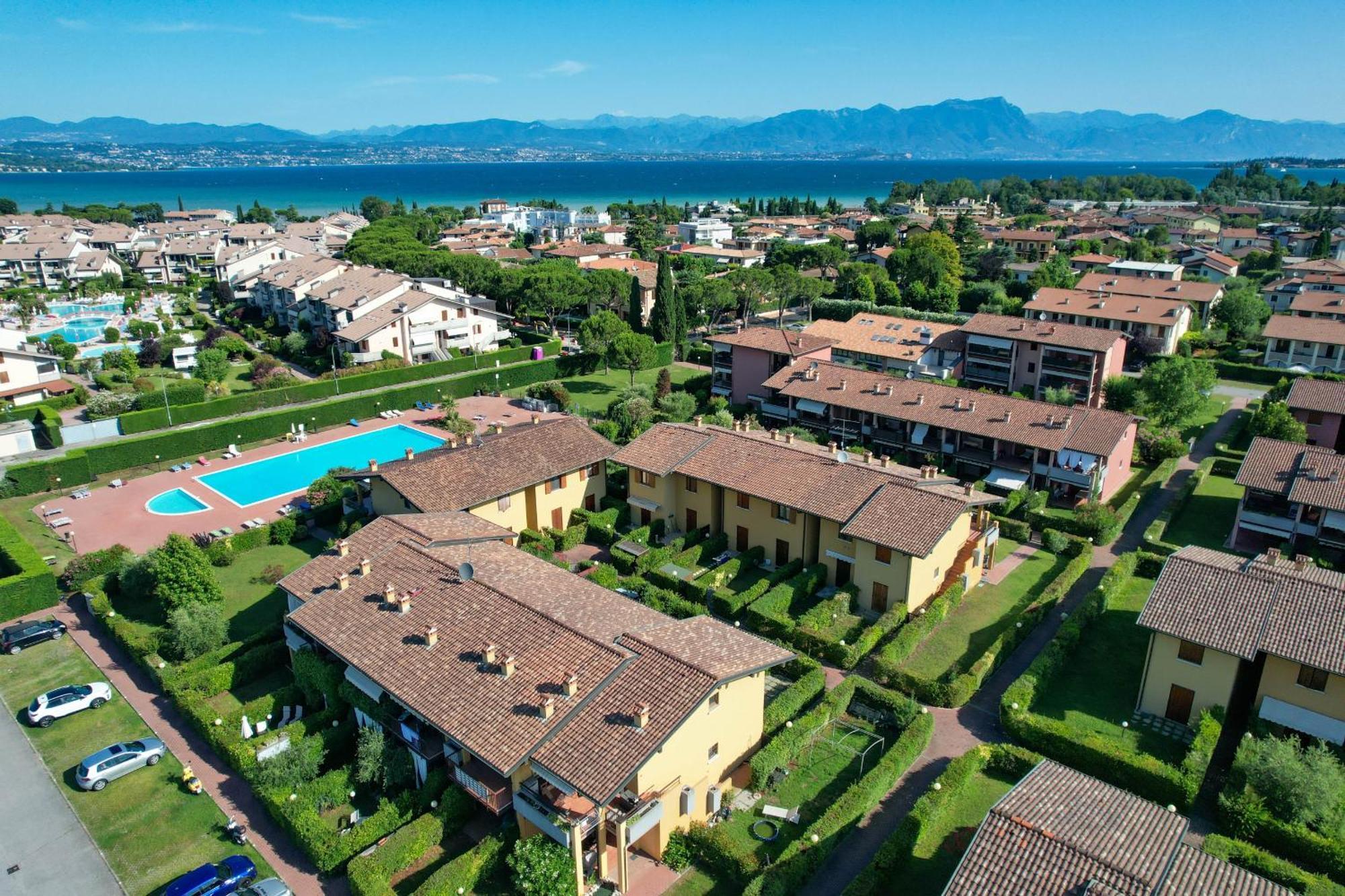 Appartamento Al Cascinale 代森扎诺-德尔加达 外观 照片